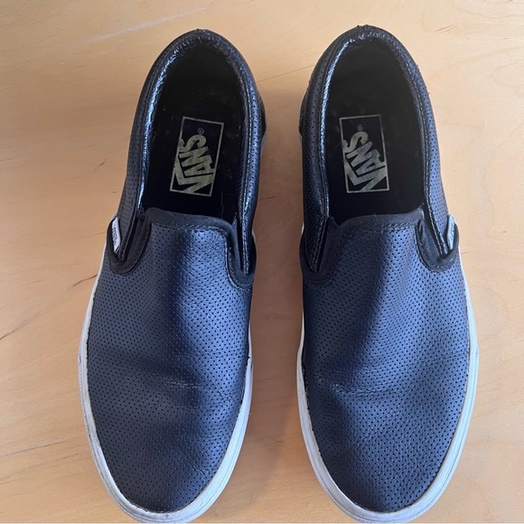 Vans Classic Slip-On Black Perforated Leather Sneaker Unisex Men’s 6 Women’s 7.5 - Picture 12 of 13